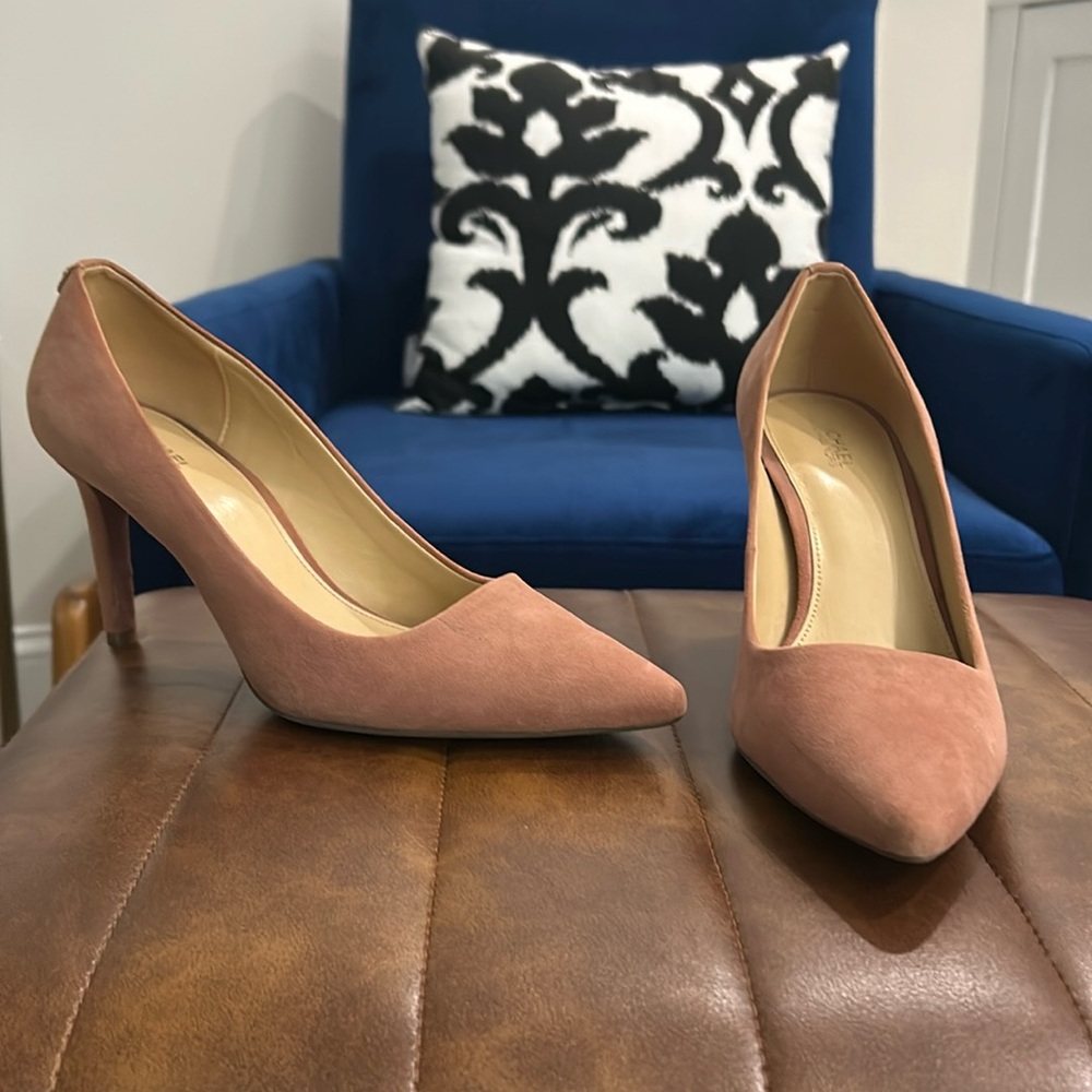 MICHAEL KORS blush heels!